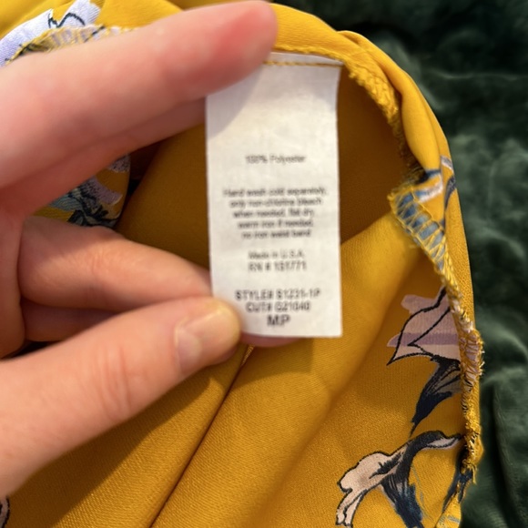 Le Lis Golda Faux Wrap Midi Skirt high-low - Picture 5 of 5